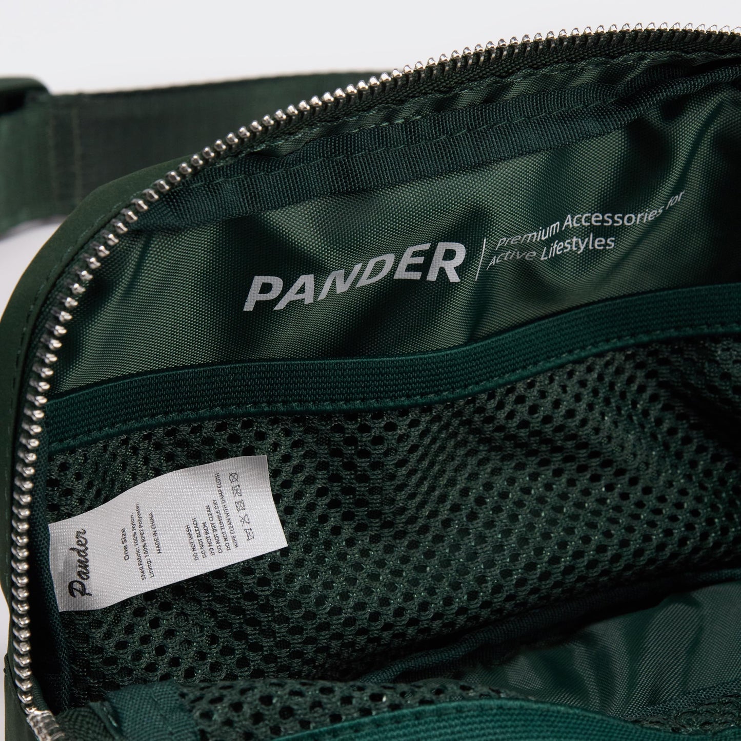Pander Cross Body Fanny Pack for Women, Fashion Waist Packs, Crossbody Bags, Belt Bag with Adjustable Strap (Black)