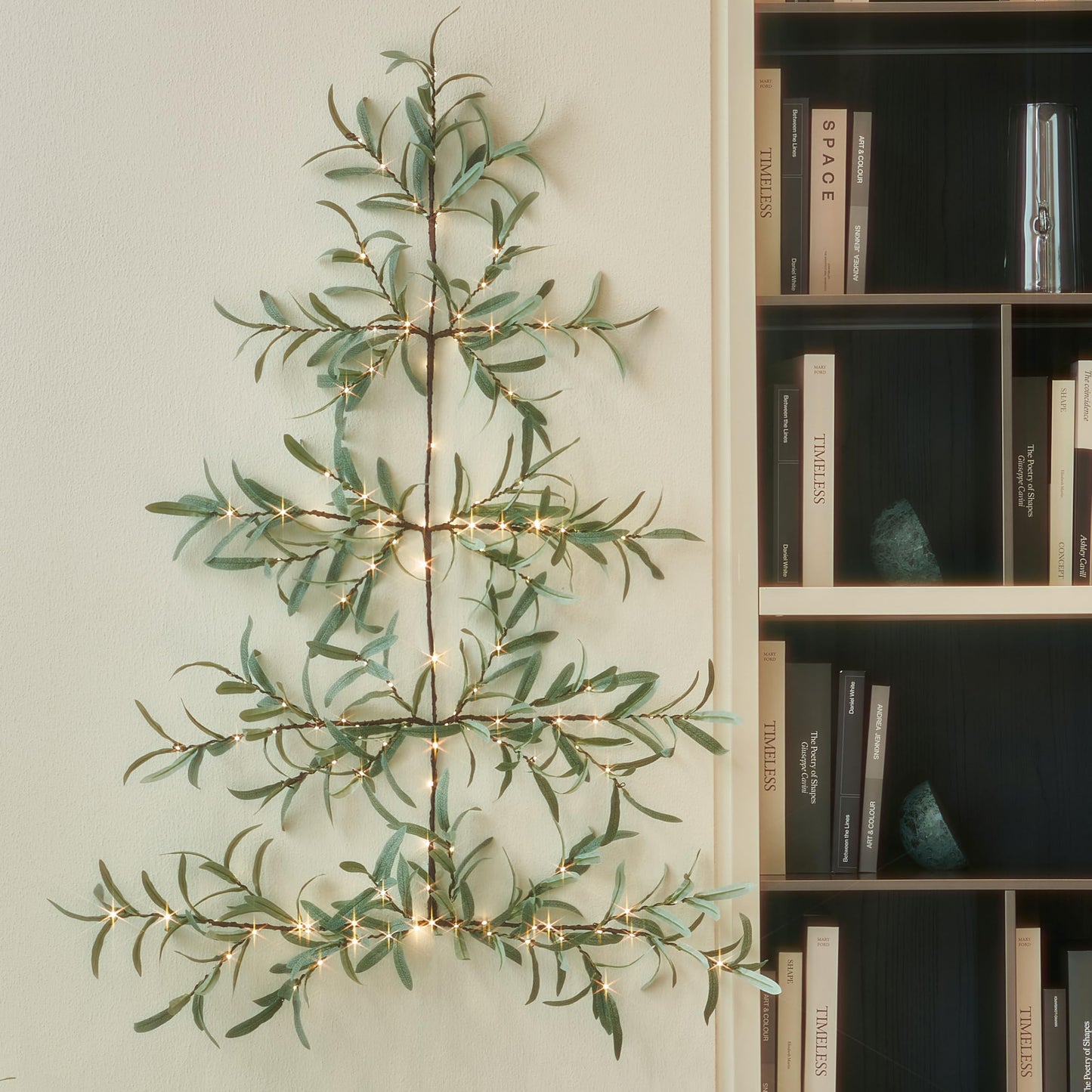 LITBLOOM Lighted Olive Wall Tree with Timer, Lighted Vine Garland with 140 Fairy Lights 3.5FT for Home Window Wall Christmas Spring Decoration Indoor Outdoor