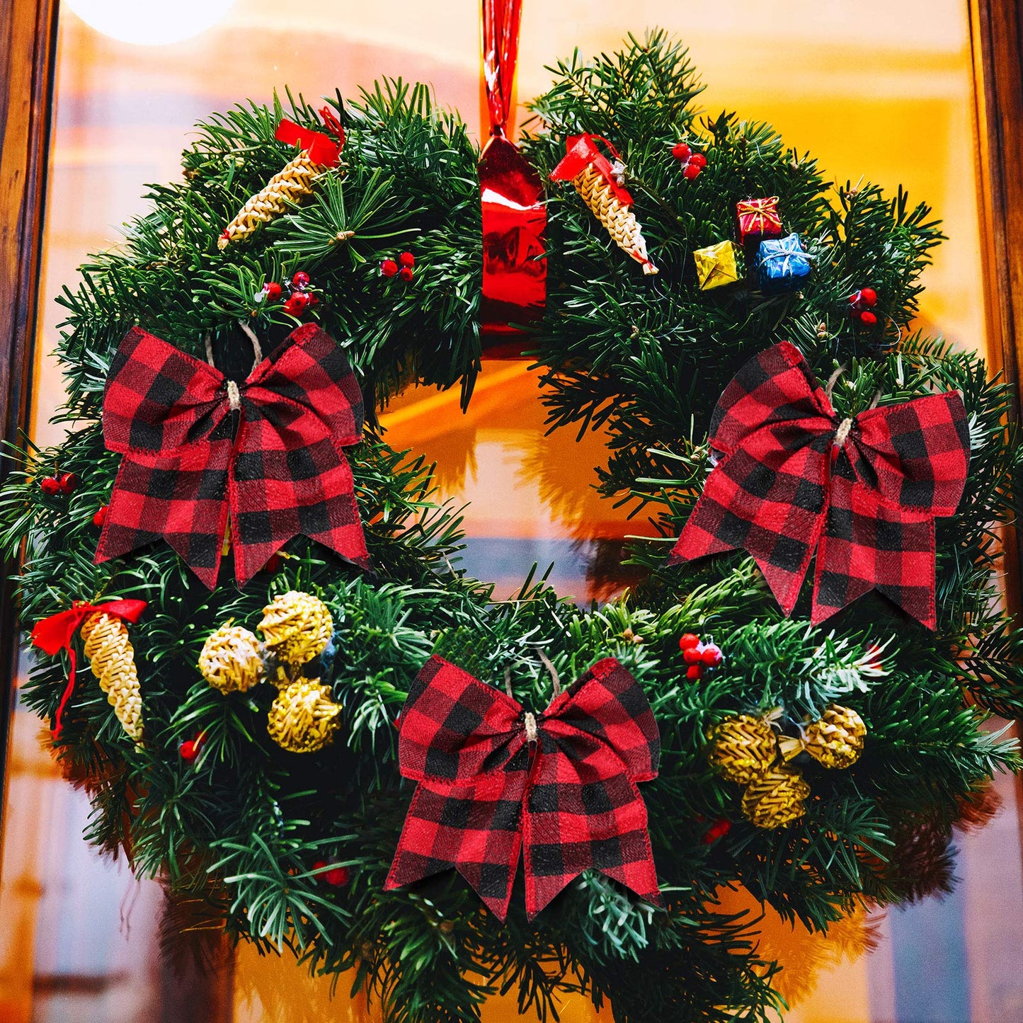 Syhood 20 Pieces Christmas Plaid Bows Ornaments Buffalo Plaid Burlap Bows for Christmas Wreaths Gift Wrapping Tree Crafts DIY Home Party Indoor Outdoor Decoration Supplies (Black and Red)