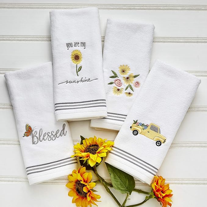 SKL Home by Saturday Knight Ltd. Tossed Flowers Hand Towel