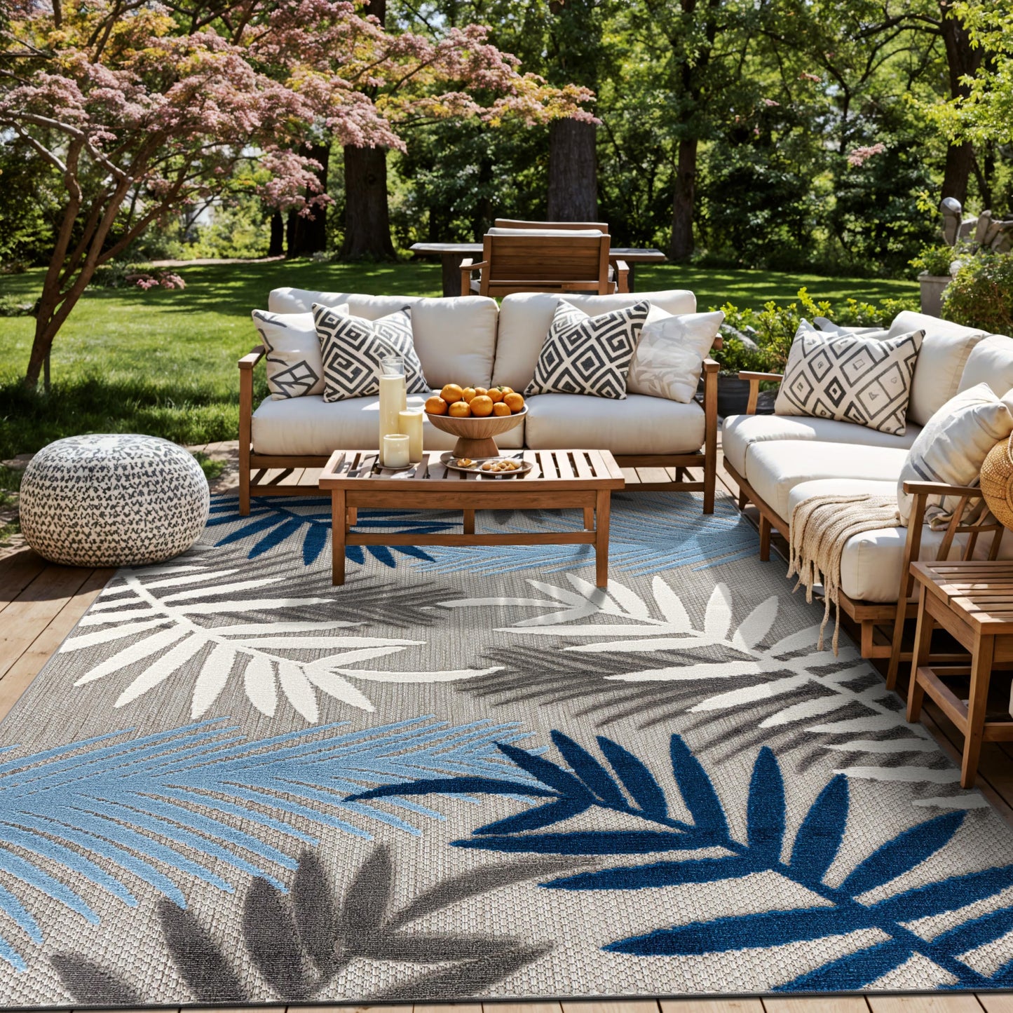 Rugshop Indoor/Outdoor Palm Leaf Area Rug, Non-Shedding Easy-Care Design for Backyard, Deck and Outdoor Lounge, Blue, 7'10" x 10'