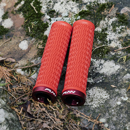 Funn Holeshot Mountain Bike Grips with Single Lock On Clamp, Lightweight and Ergonomic Bike Handle Grips with 22 mm Inner Diameter, Hardened End Bicycle Handlebar Grips for MTB/BMX (Red)