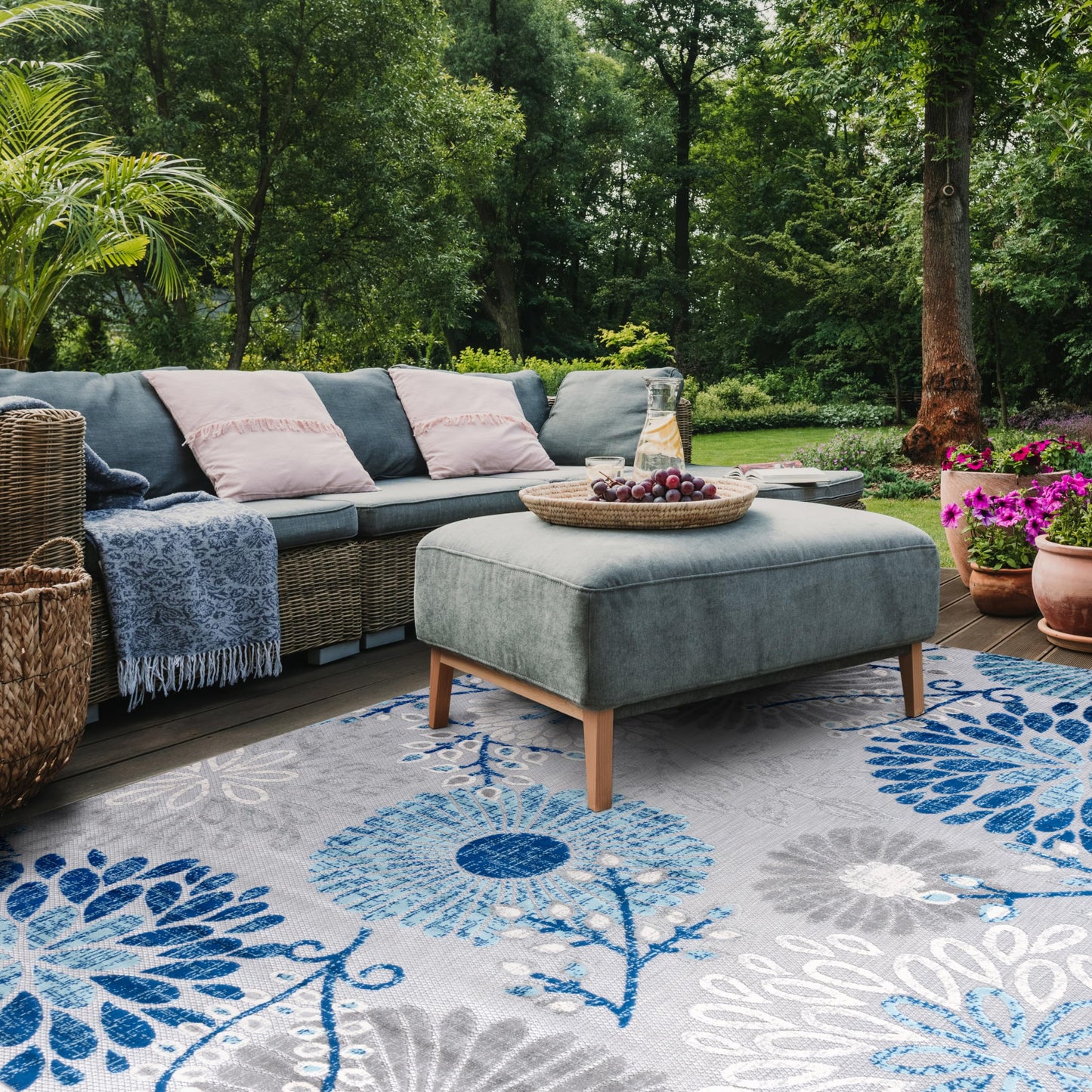 SAFAVIEH Washable Rug Outdoor Cabana Collection - 8' x 10', Grey & Blue, Non-Shedding & Easy to Clean, Ideal for Patio, Backyard, Mudroom (CBN832F)