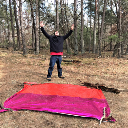 TITAN Survival XL Mylar Survival Blankets 5 Pack 70” x 90” - 90% Heat Retention & Waterproof Design - Emergency Blanket Cold Weather Protection & Survival Kits - Durable Space Blanket for Outdoor Use