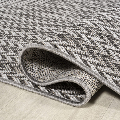 JONATHAN Y Concentric Squares Indoor Outdoor Area Rug 8X10 Black/Light Gray, Chevron Modern for Backyard, Patio, Porch, Easy-Cleaning, High Traffic, Pet-Friendly, Non-Shedding (SMB206B-8)